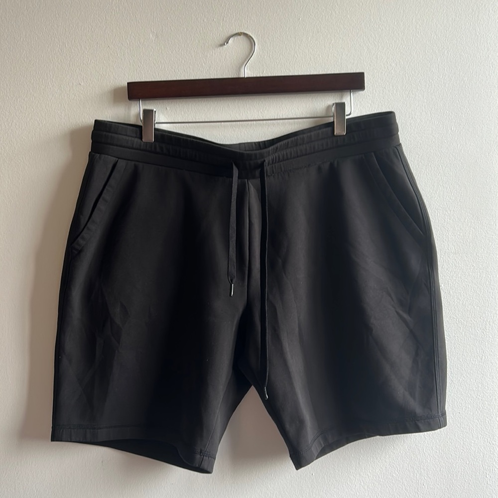 Black Shorts 32 Degrees Cool XL